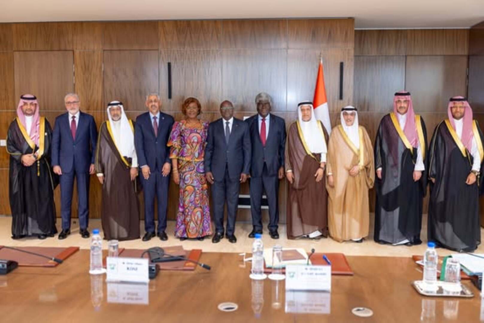 Strengthening Strategic Partnerships with Key Financial Institutions